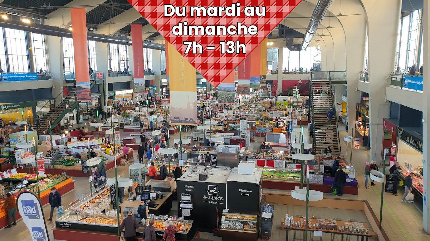 2층 중이층에서 내려다보는 시장 전경