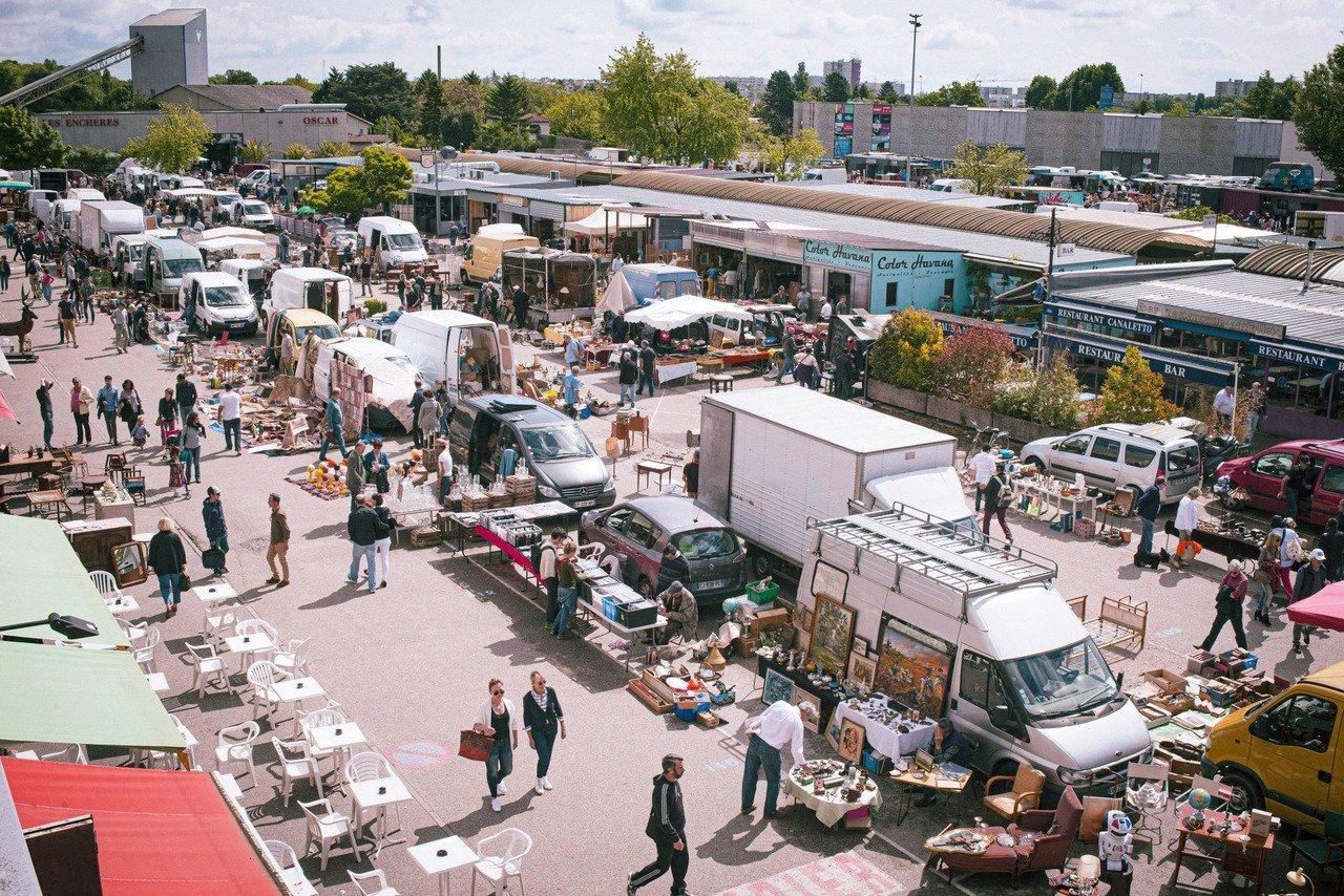 🛍️ 카날 벼룩시장(레 퓌스 뒤 카날)