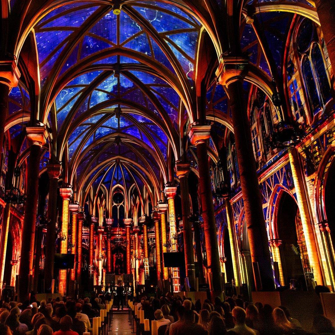 생캉탱 바실리카 연말 사운드 앤 라이트 쇼