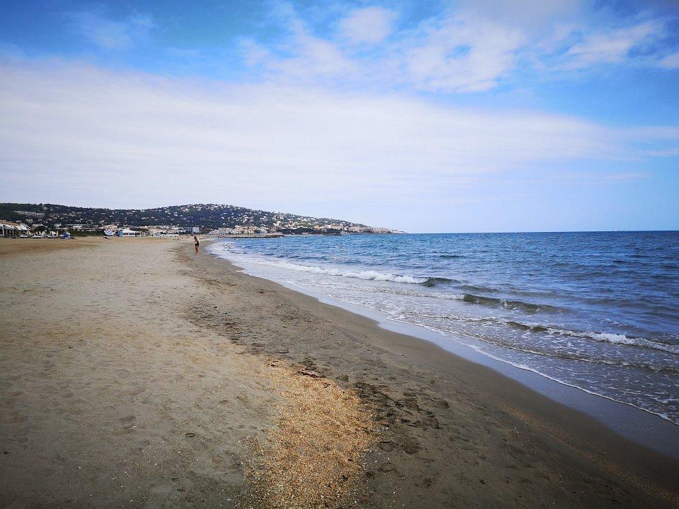 해변 서쪽 (캡다드 방면 조망점)