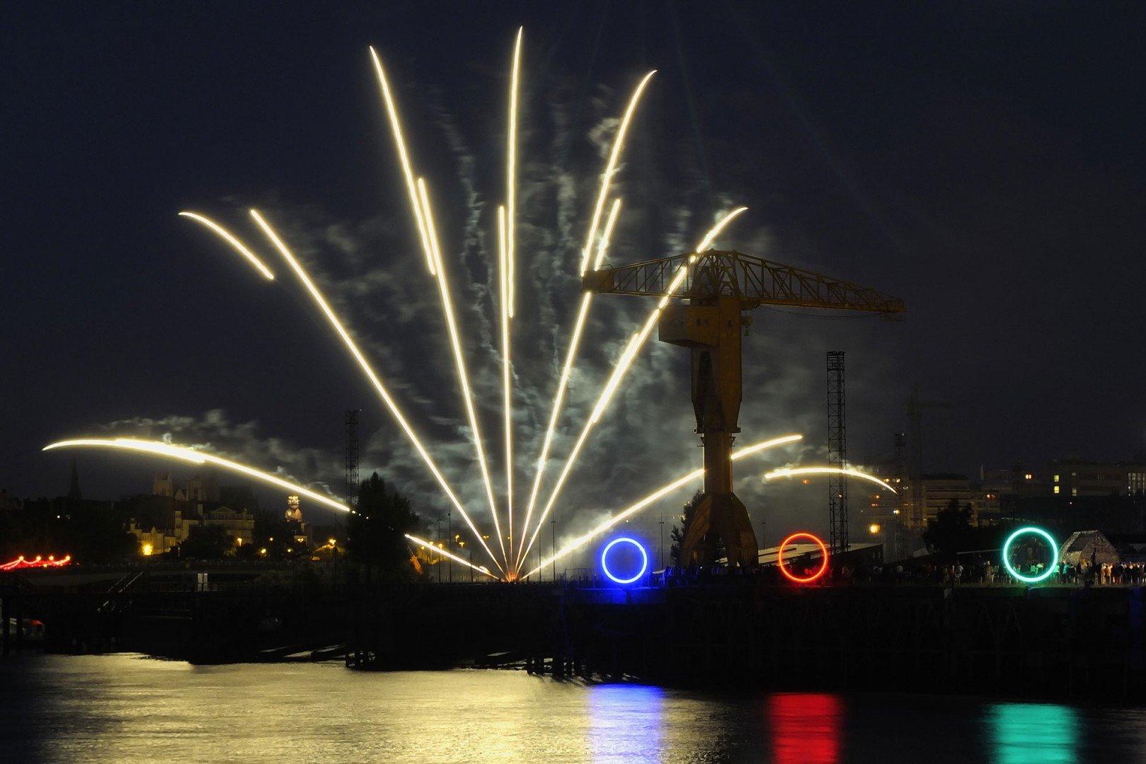 소뮈르 바스티유의 날 불꽃놀이