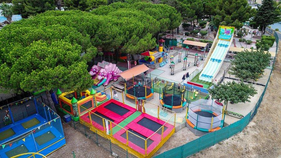 🦕 공룡 세계(디노 월드 캅 다그드)