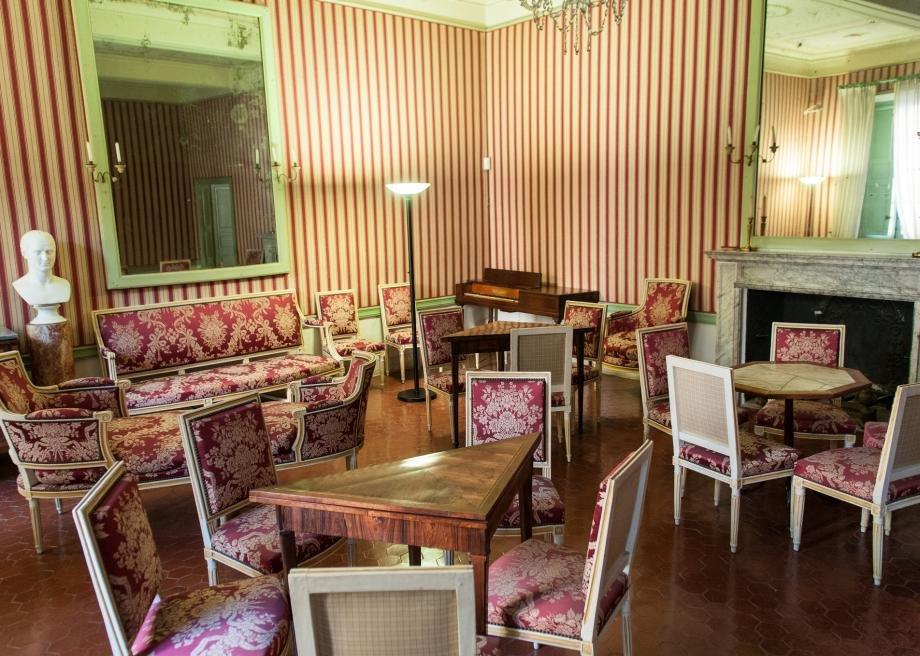 🏛️ 메종 보나파르트 - 카사 부오나파르테