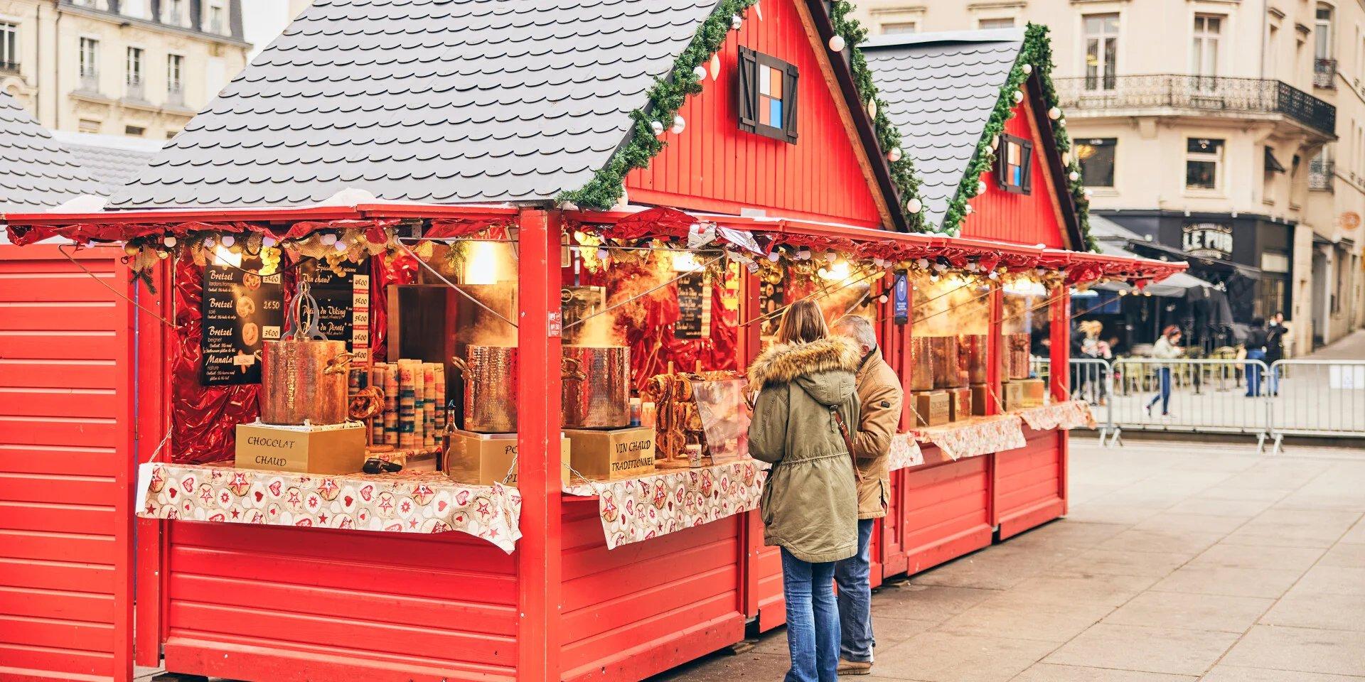 메일 정원의 크리스마스 마켓 풍경