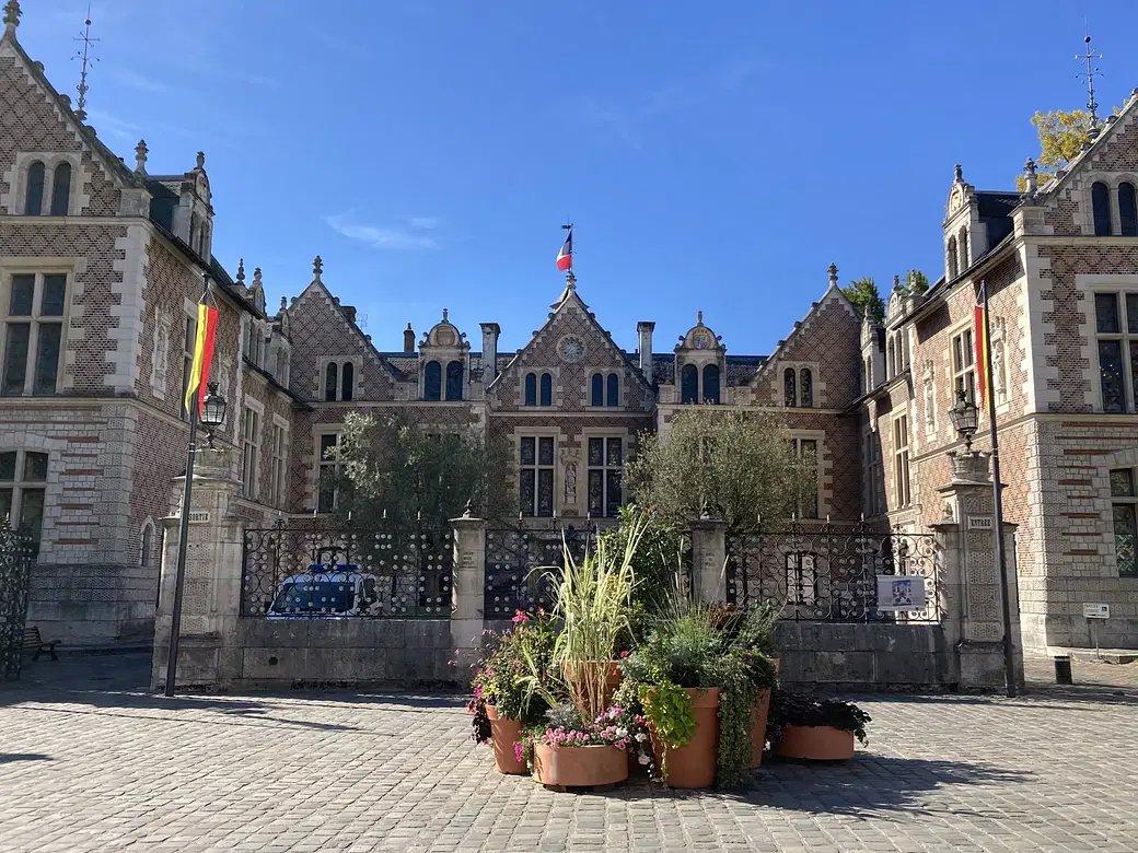 호텔 그로슬로 정면