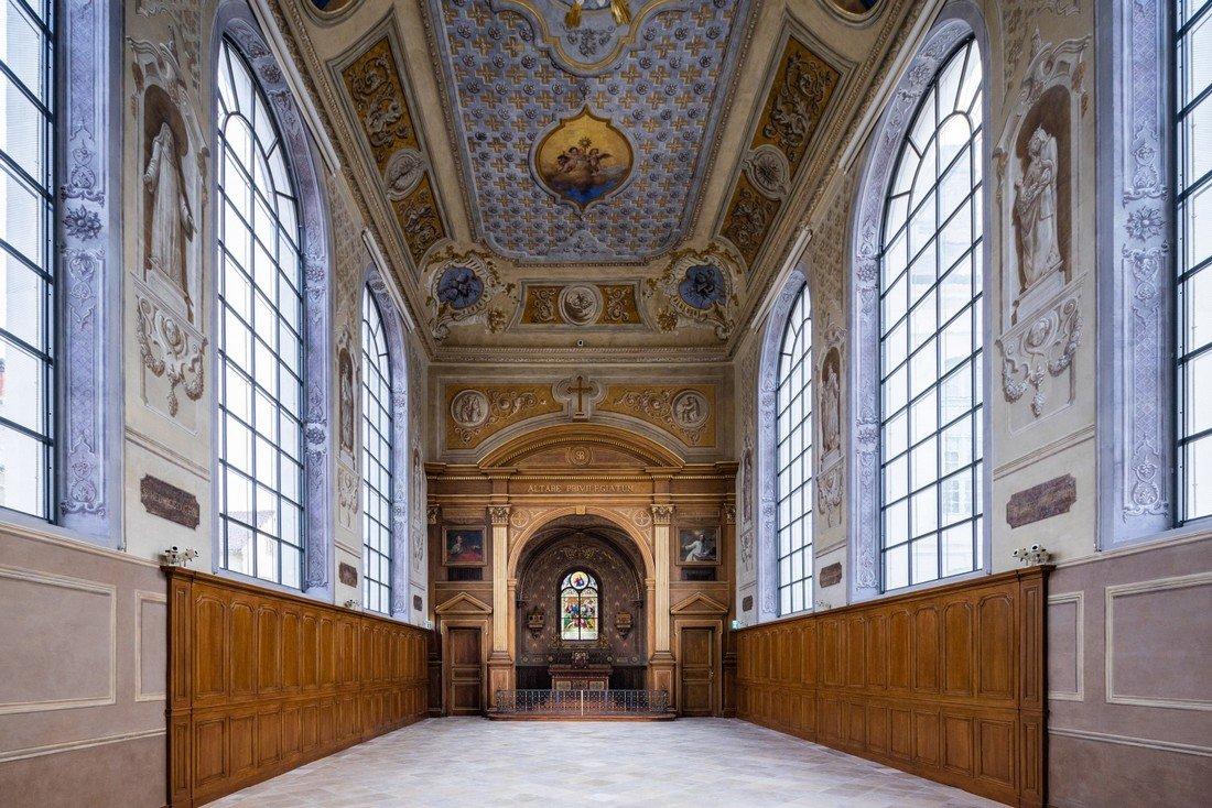 호텔 디외 예배당 내부