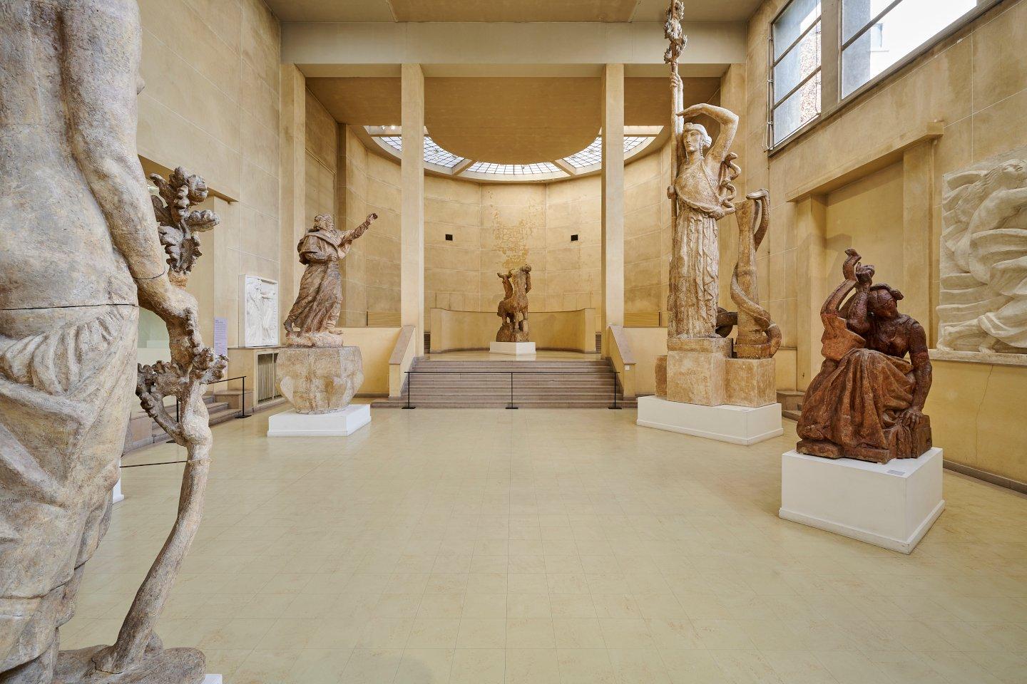 석고 홀 (Hall of Plasters)