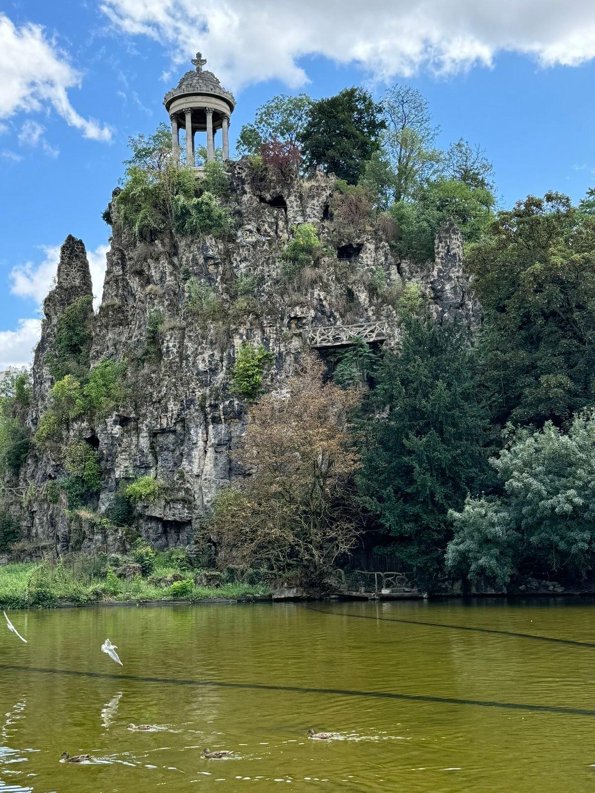 시빌 사원 (Temple de la Sibylle)과 주변