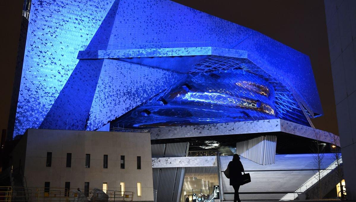 뉘 블랑쉬 행사 중인 시테 드 라 뮈지크