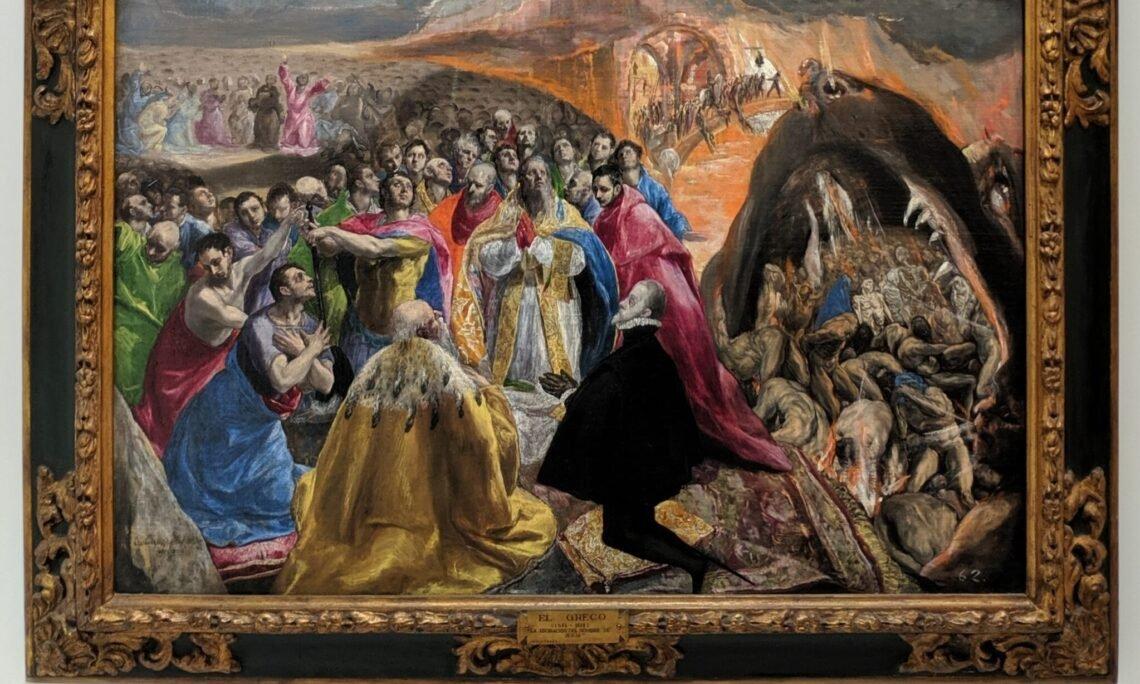 모자이크 바닥과 대형 회화 작품이 있는 갤러리