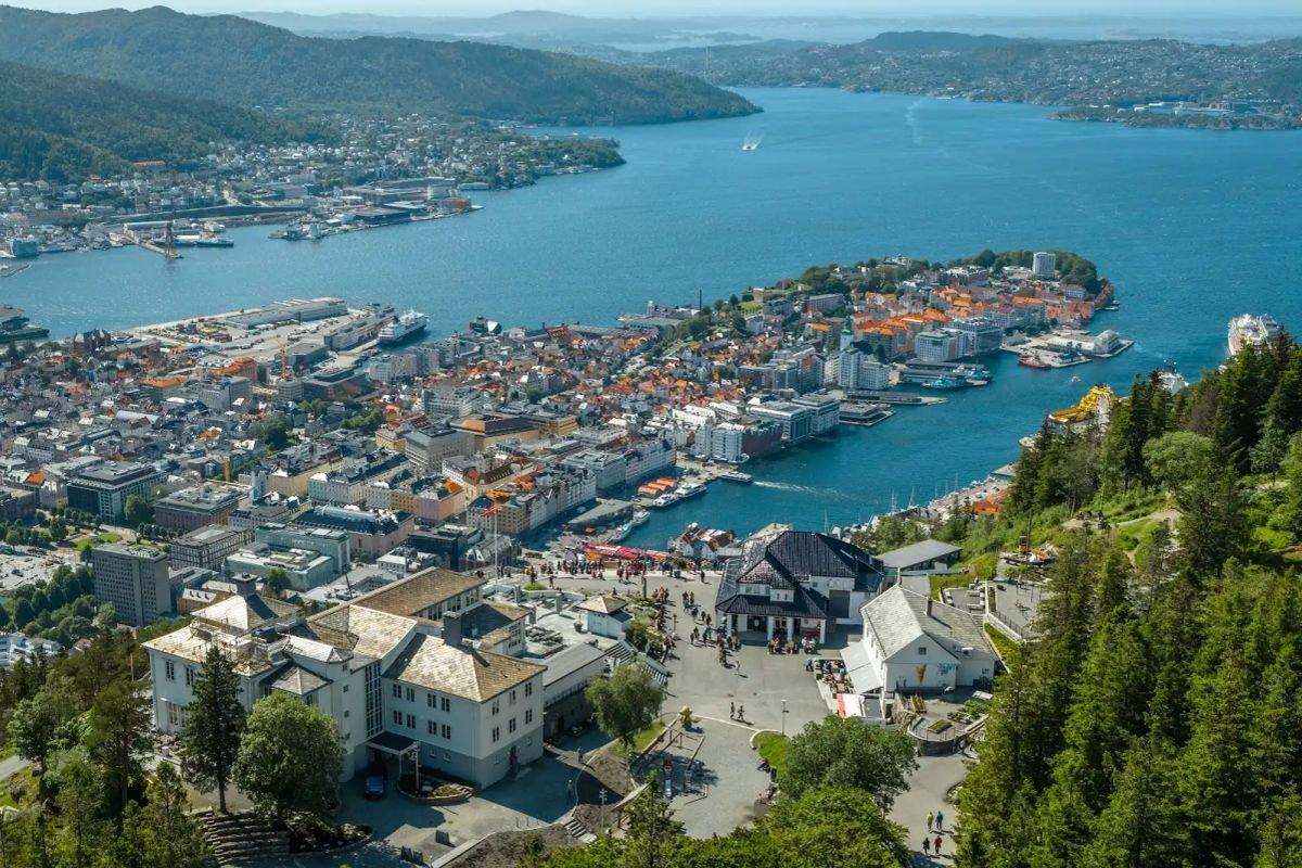 플뢰엔 산 전망대 (Fløyen Viewpoint)