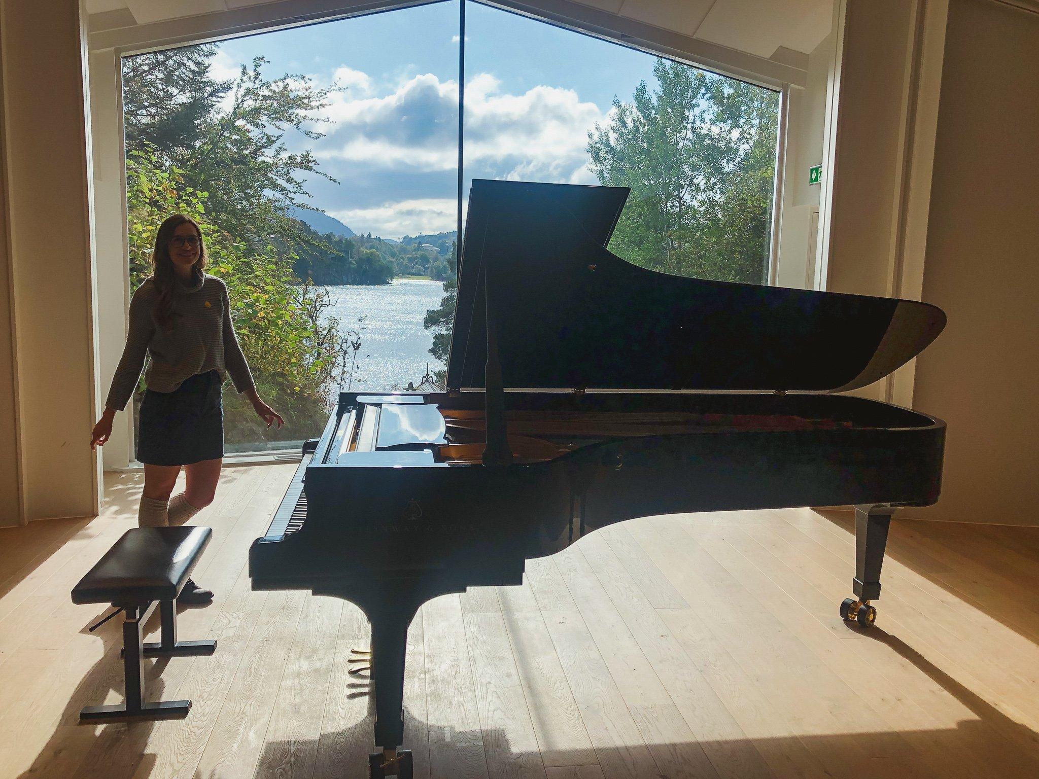 트롤하우겐 런치 콘서트 장면