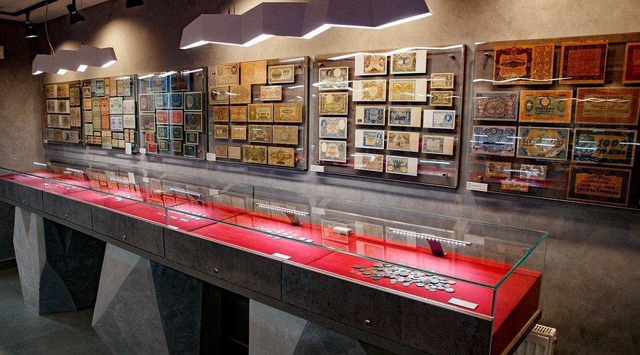 🏛️ 돈 박물관 그로시