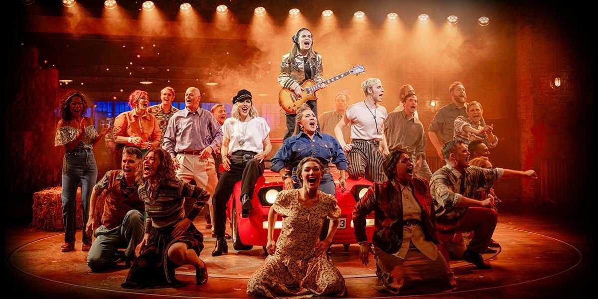 조이라이드 더 뮤지컬 공연 포스터 또는 장면