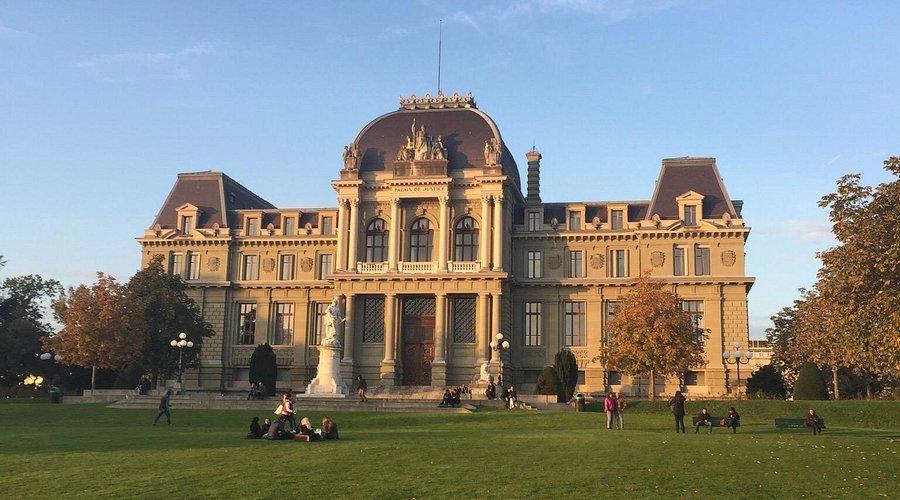 🏛️ 카지노 드 몽브농