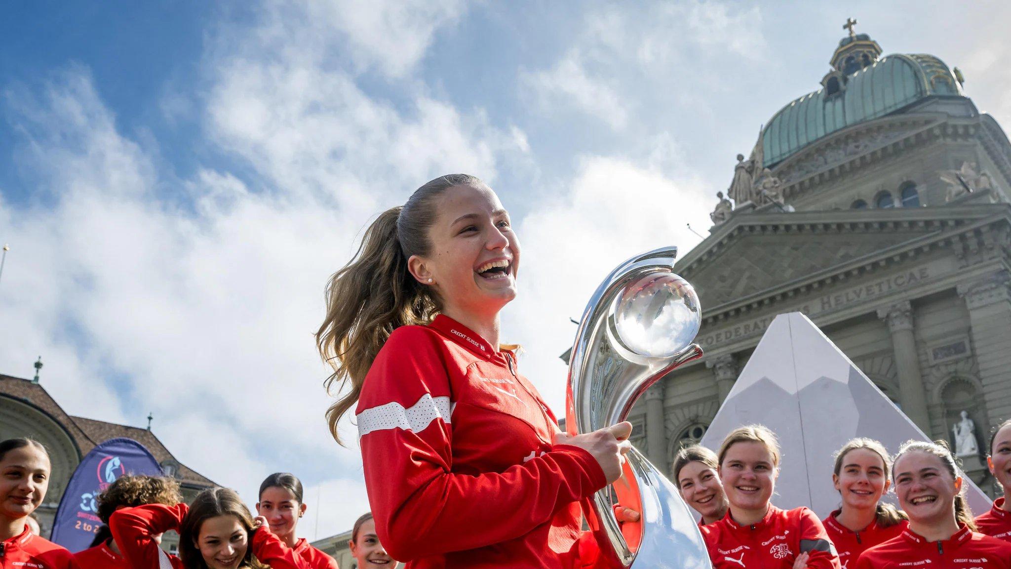 UEFA Women's Euro 2025 로고
