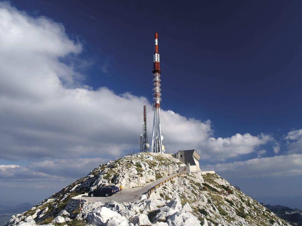 스베티 유레 정상