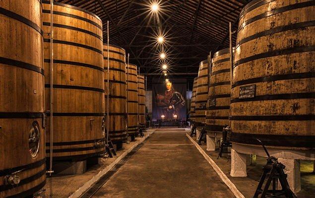 🍷 레알 콤파니아 벨랴 (Real Companhia Velha)