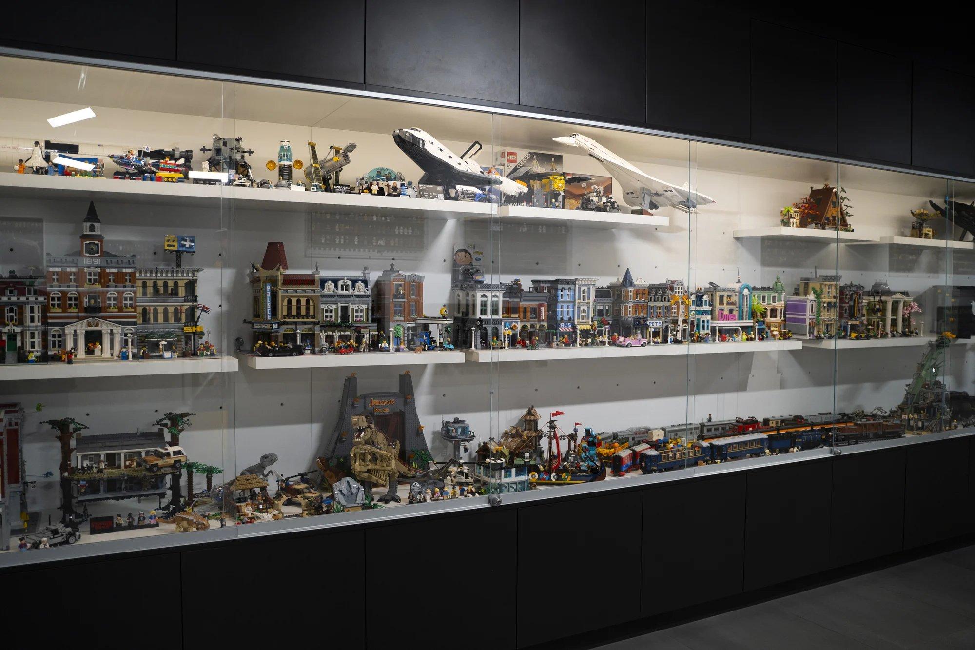 🧱 브릭스 앤 피그스 - 세계 최대 레고 브릭과 미니피겨 박물관 (Bricks & Figs - the largest museum of LEGO bricks and Minifigures)