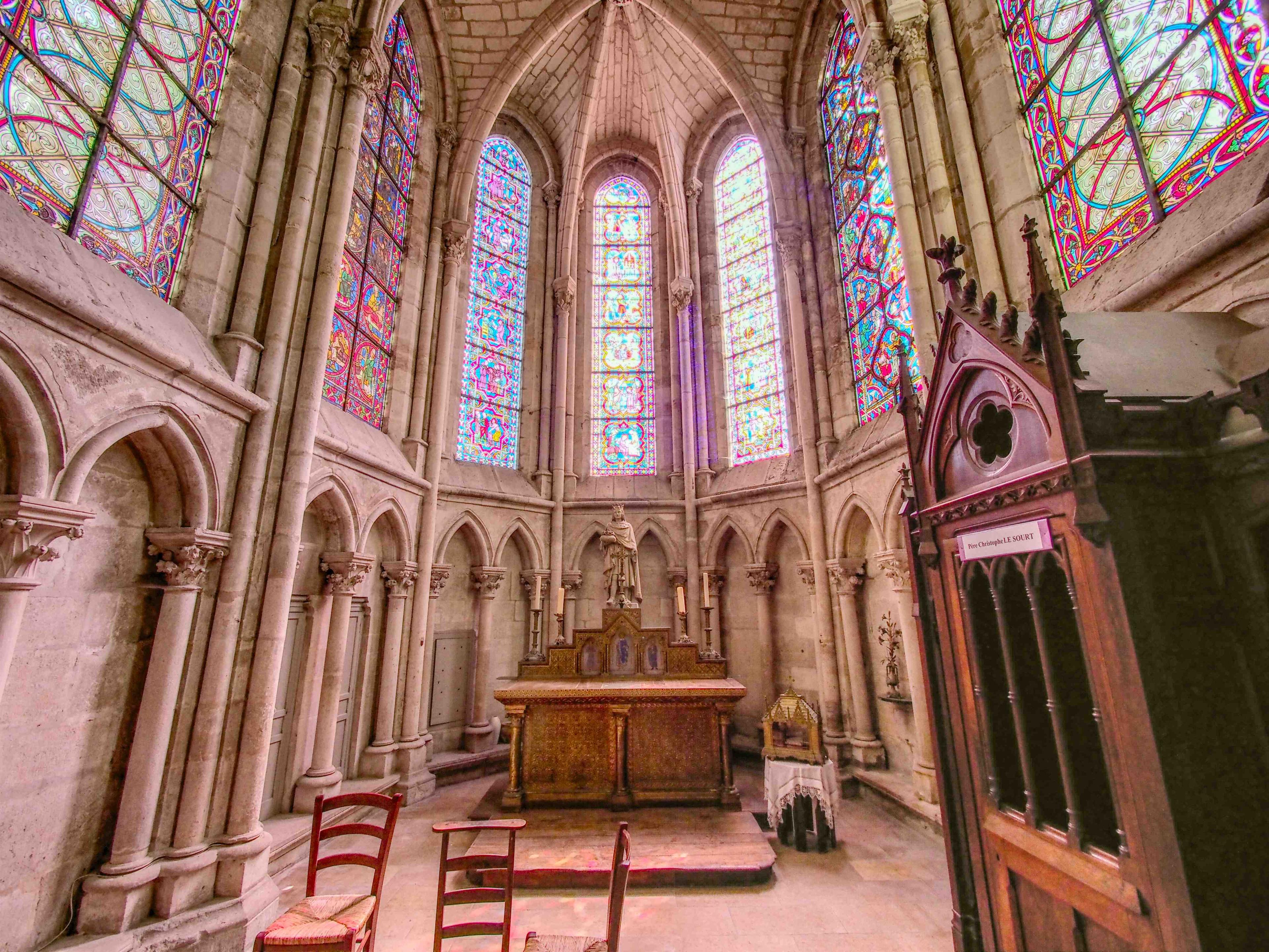 ⛪ 르망 생 줄리앙 대성당